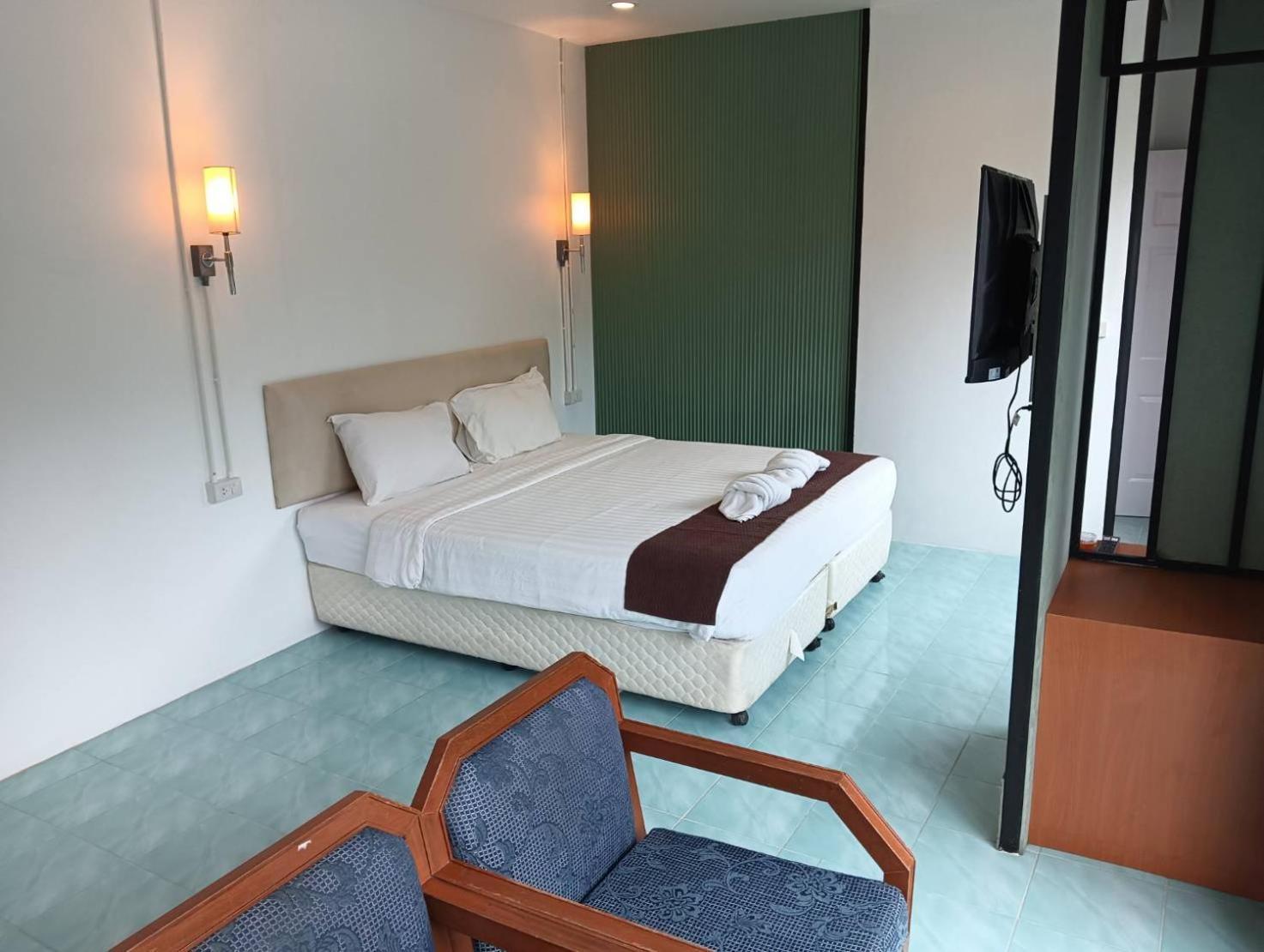 White Jail At Koh Tao Hostel Экстерьер фото