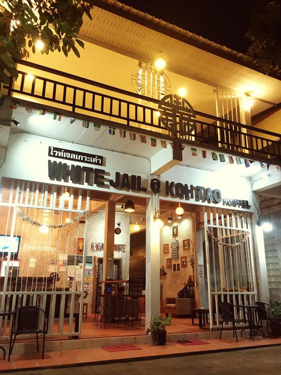 White Jail At Koh Tao Hostel Экстерьер фото